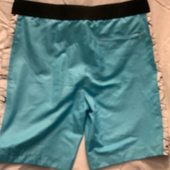 Robert Graham Men’s swim suit - Picture 5 of 5